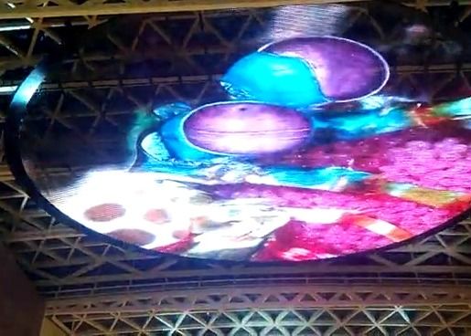 ป้ายดิจิตอลนำหน้าจอใสช้อปปิ้งผ่านแผง Led P25